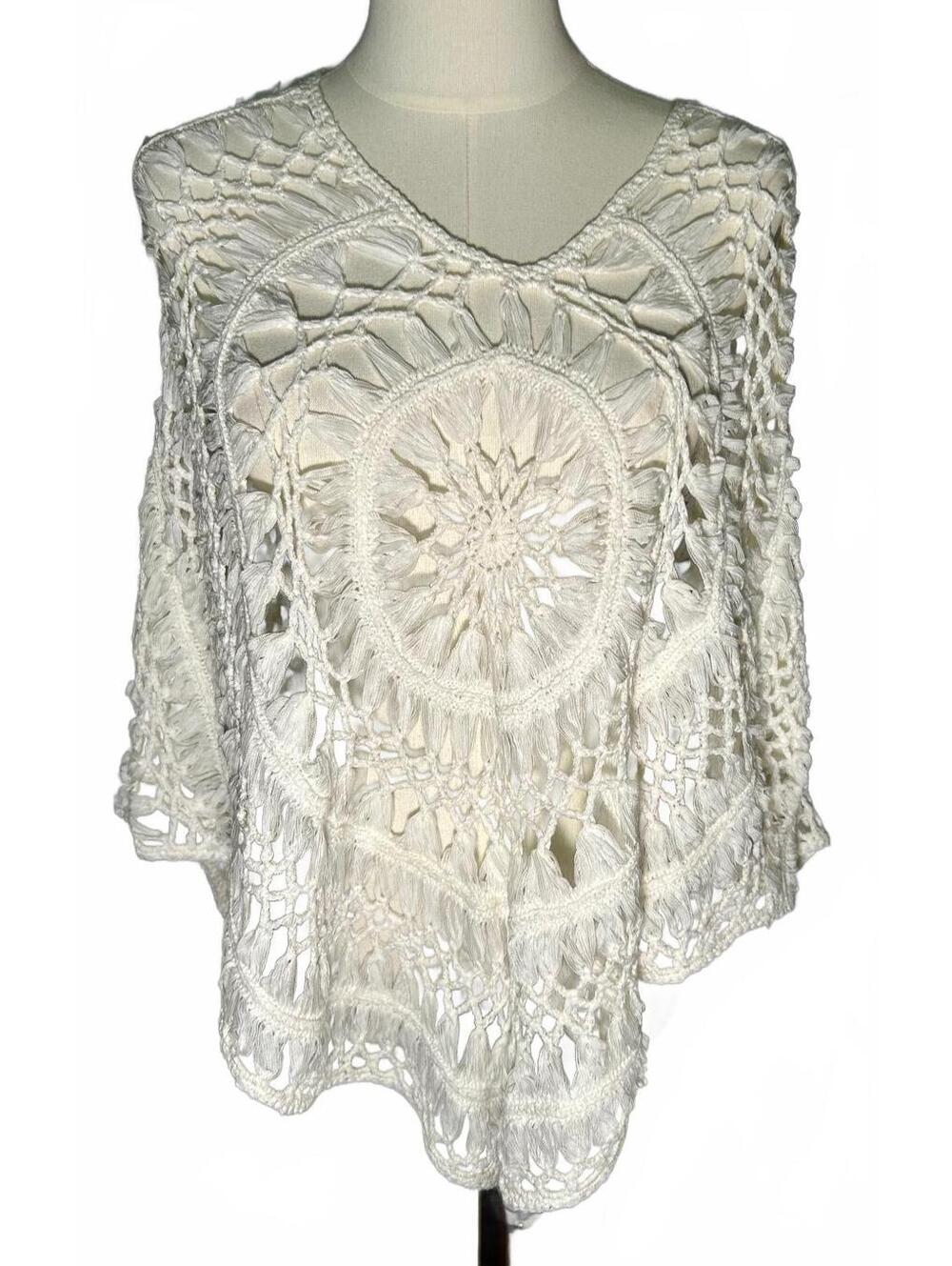NWT Bessie Cai M Ivory Crochet Poncho Boho Festival Coastal Grandma Open Knit